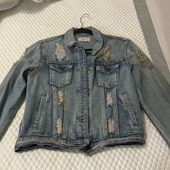 Distressed Jean jacket - Picture 1 of 2